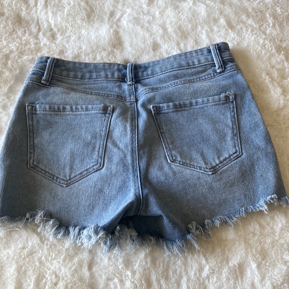 Happily Grey Women’s Jean Short -Size 25 - Picture 4 of 4